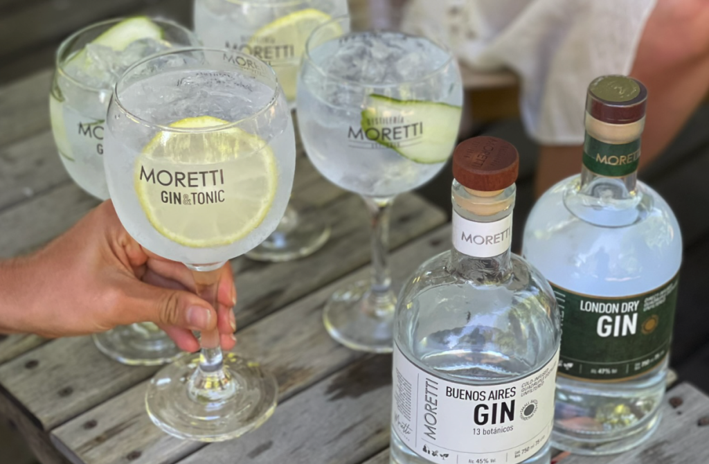 Destilería moretti copas buenos aires gin london dry gin